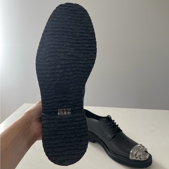Giuseppe Zanotti Black Leather Shoes with Metal Tip - Picture 6 of 8